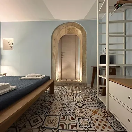 Donna Costanza Ortigia Holiday home *